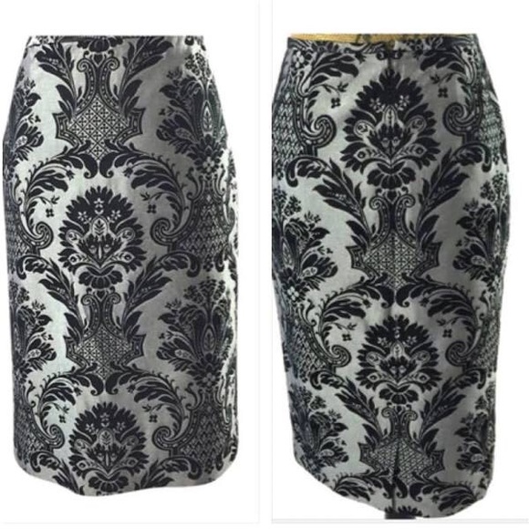 Ann Taylor LOFT Silver & Black Print Pencil Skirt - Picture 5 of 5